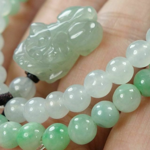 Certified Icy White+light green 100% Natural A Jadeite jade Bead Bracelets 手链 - Picture 3 of 12
